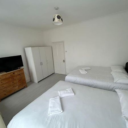 East London 2 Bedroom Flat Exterior foto