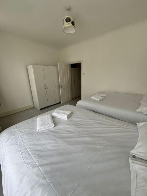 East London 2 Bedroom Flat Exterior foto